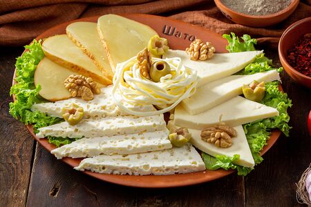 Ассорти грузинских сыров