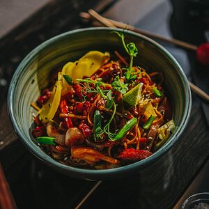 WOK с морепродуктами