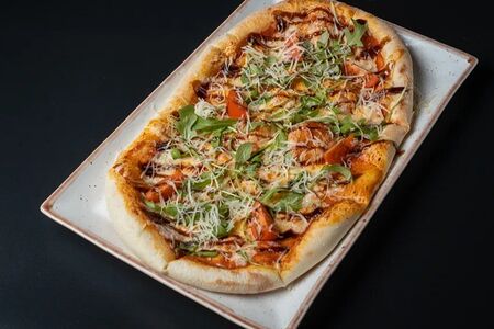 Римская с вялеными томатами