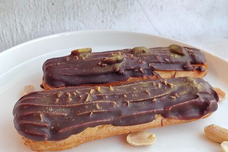 Эклер Сникерс