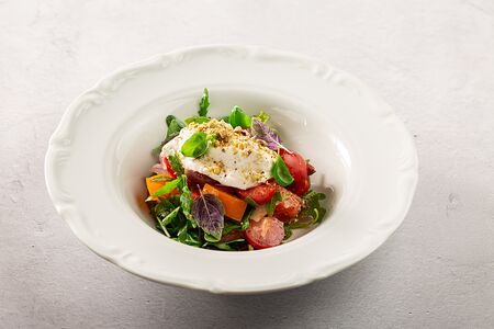 Салат из томатов