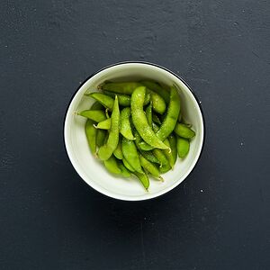 Бобы эдамамэ с маслом и солью