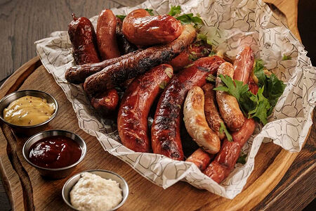 Ассорти колбас на компанию