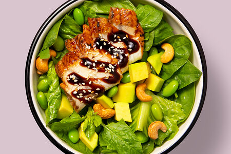 Салат с угрём