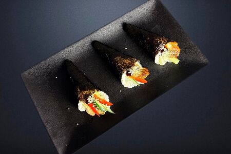 Темаки Уяши