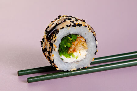 Ролл угорь-чука