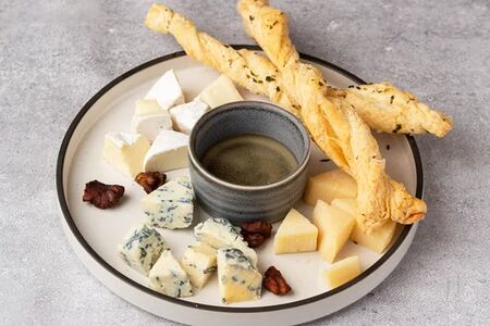 Сырная тарелка