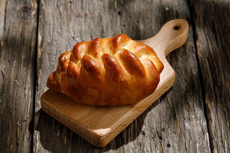 Пирожок с капустой