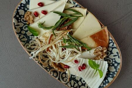 Ассорти грузинских сыров