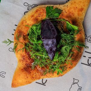 Хачапури по-аджарски с ягненком