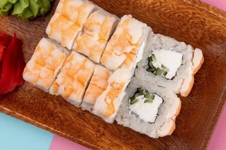 Ролл Филадельфия с тигровой креветкой