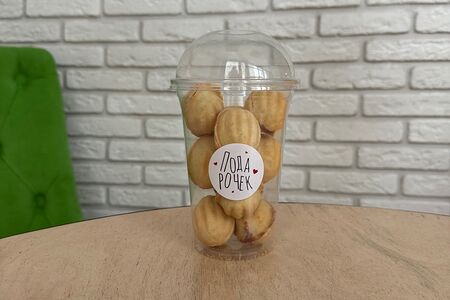 Орешки в стаканчике 