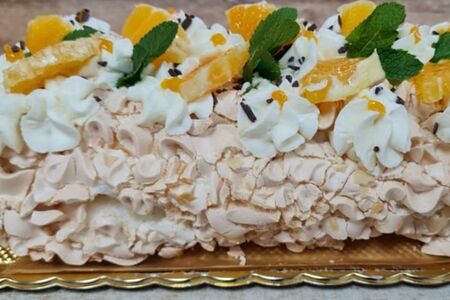 Меренговый рулет Манго-маракуйя