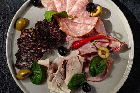 Мясная тарелка