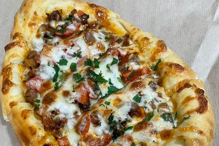 Пиде с курицей и сыром