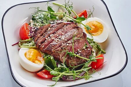 Салат с говядиной