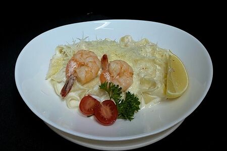 Паста сливочная с тигровыми креветками