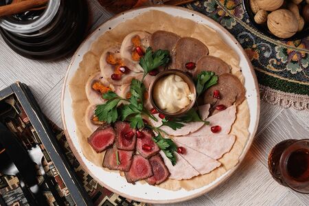 Мясное ассорти