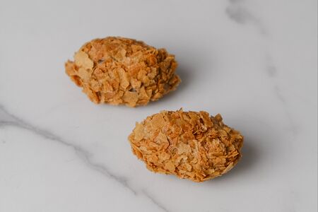 Финик в шоколаде с карамелью