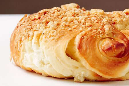 Булочка свердловская