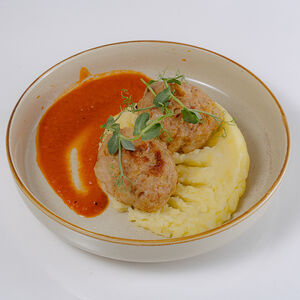 Фрикадельки с пюре