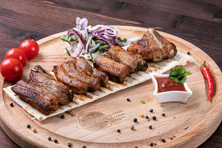 Шашлык из свиных ребрышек