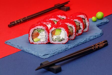 Калифорния с лососем