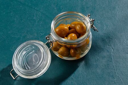 Оливки в домашнем маринаде