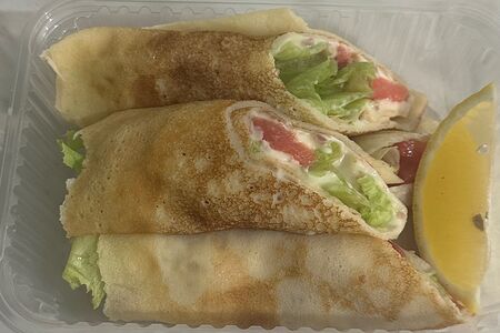 Блинчики с творожным сыром и сёмгой