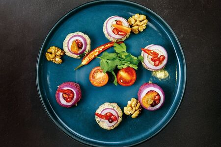 Ассорти пхали