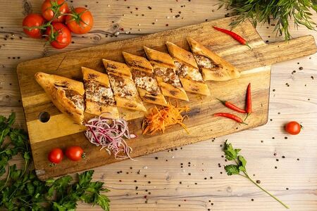 Мини-пиде с фаршем