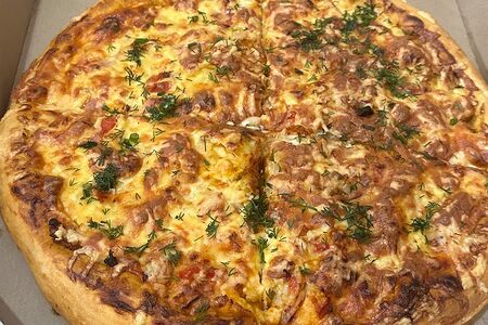 Пицца с бастурмой