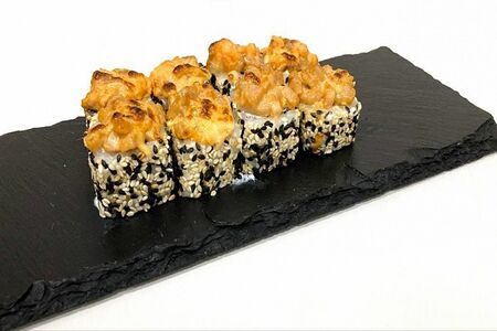 Запеченный ролл с тунцом острый