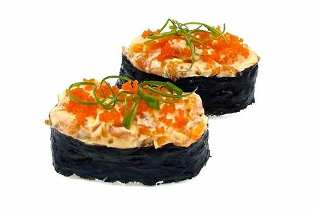 Гункан Спайси с лососем