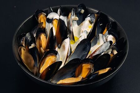 Мидии в трюфельном соусе