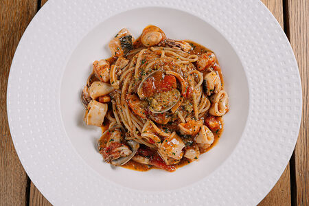 Спагетти с морепродуктами