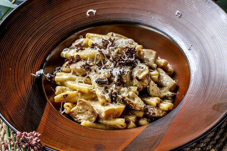 Казаречче с белыми грибами