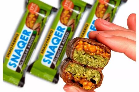 Батончик Snaqer Фисташка и карамель