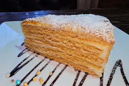 Торт Медовик