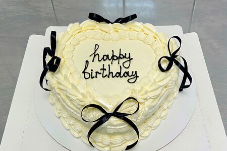 Торт Сердце Happy birthday
