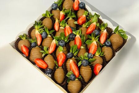 Клубника в шоколаде набор Молочный Soft XL