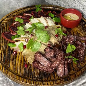 Мясное ассорти