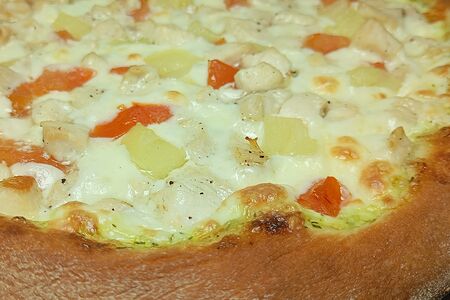 Курочка с ананасами