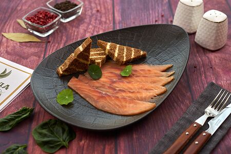 Лосось слабосоленый