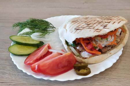 Двойная шаверма в пите