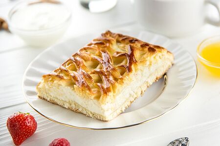 С творогом (половина пирога)