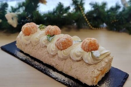 Меренговый рулет Дусэр