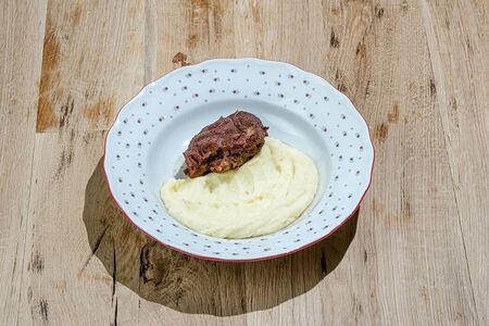 Мясо с пюрешкой 