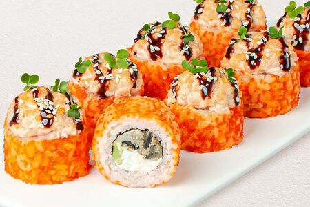 Шеф-ролл с угрем и лососем