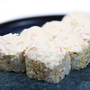 Ролл Спайси с гребешком